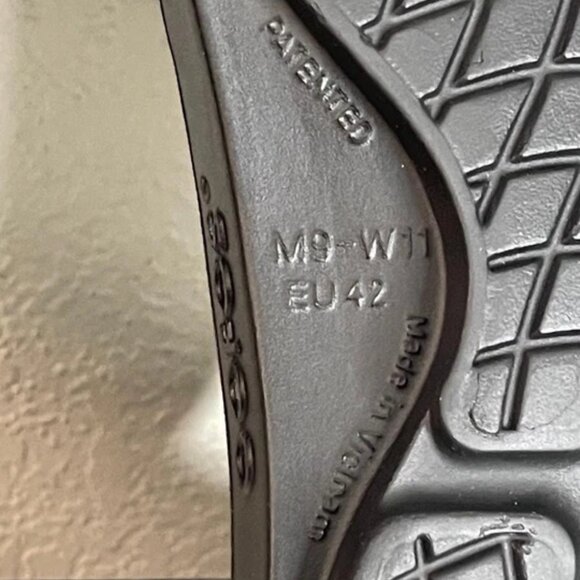 Oofos OOahh Black Comfort Recovery Slides Sandals Slip On Women's 9 Men's 7 - Picture 10 of 10